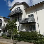 Strandnahe Fewo Mit Schwimmbad Im Haus, A Cappella 15, Binz