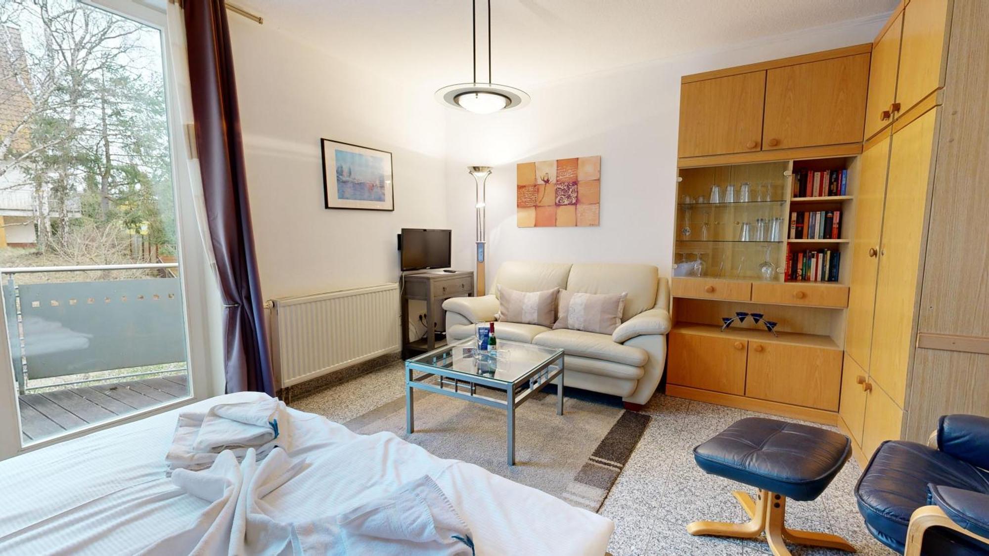 Strandnahe Mit Schwimmbad Im Haus, A Cappella 15,