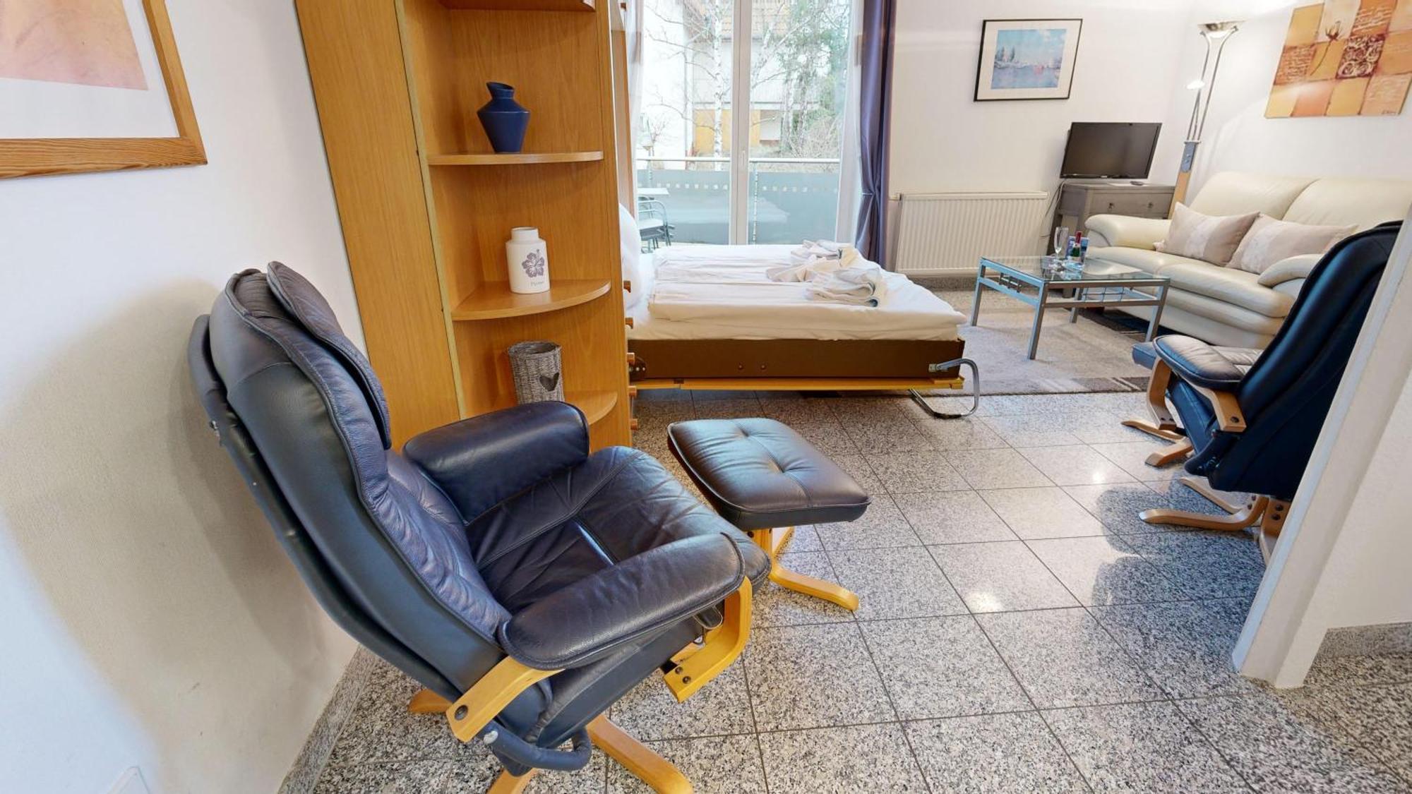 Strandnahe Mit Schwimmbad Im Haus, A Cappella 15, * Binz